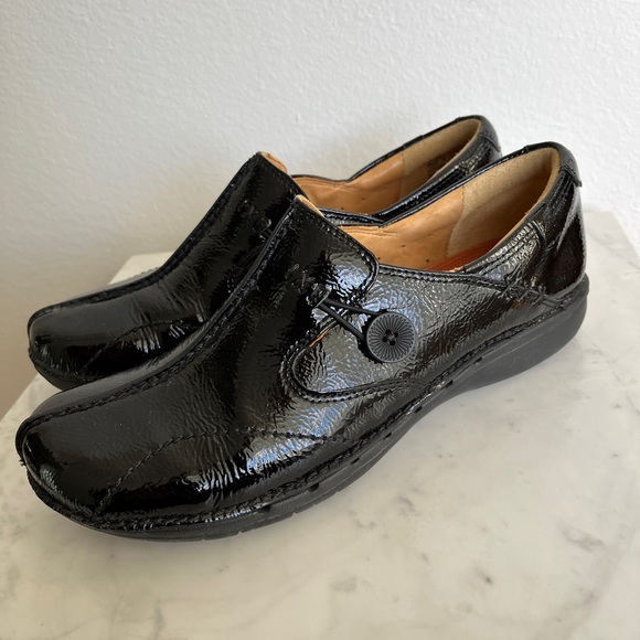 Clarks Unstructured Black Patent Leather Un Loop Clogs Slip-On Shoes 8.5 N - Picture 4 of 11